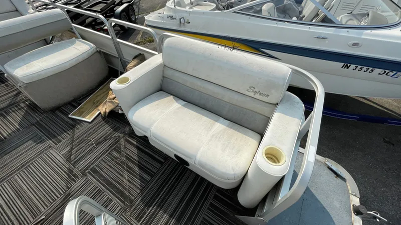 Slide: The Image of Sylvan ADVANTAGE Tow and Go 1996 - 3