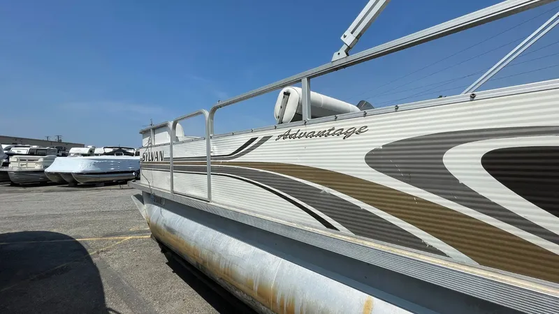 Slide: The Image of Sylvan ADVANTAGE Tow and Go 1996 - 7