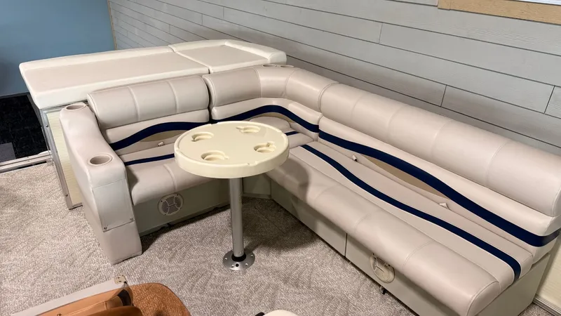 Slide: The Image of Odyssey 200C 2007 - 10