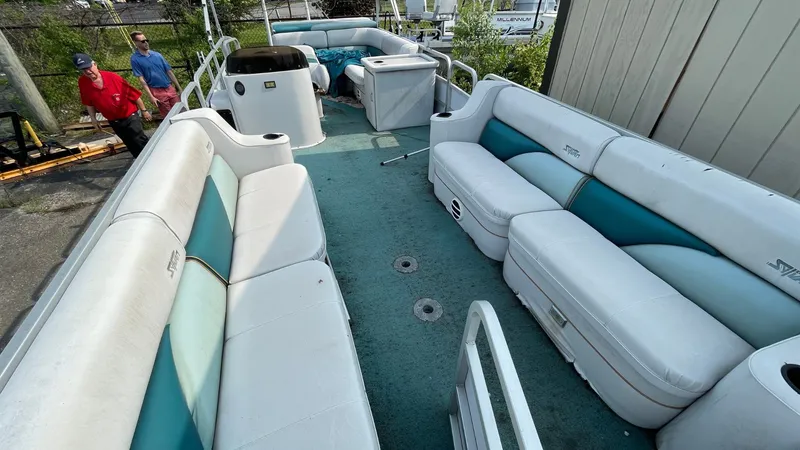 Slide: The Image of Sylvan 24SE Tow and Go 1994 - 5