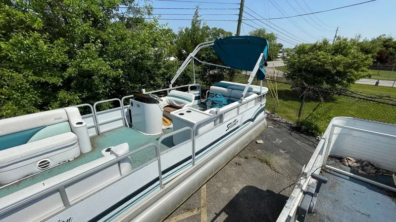 Slide: The Image of Sylvan 24SE Tow and Go 1994 - 6