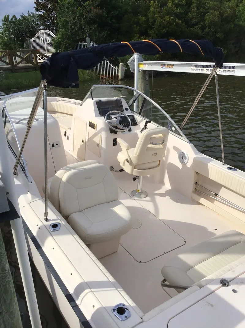 Slide: The Image of Grady-White Tournament 225 2006 - 1