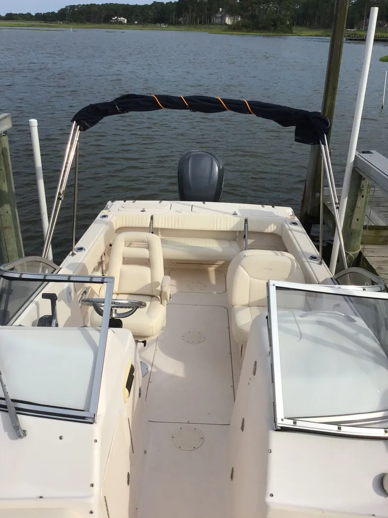 Slide: The Image of Grady-White Tournament 225 2006 - 3