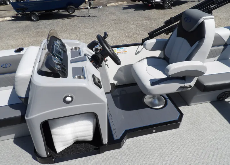 Slide: The Image of Veranda Vista Sport 20 2025 - 11