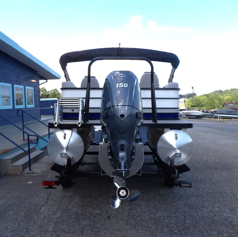 Slide: The Image of Veranda Vista Sport 20 2025 - 6