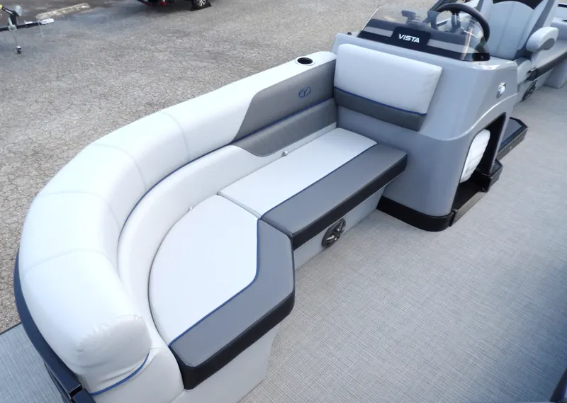 Slide: The Image of Veranda Vista Sport 20 2025 - 8