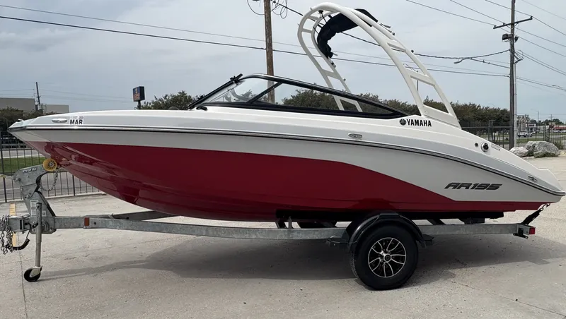 Slide: The Image of Yamaha AR195 2024 - 15