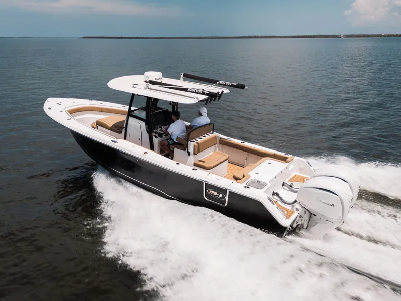 Slide: The Image of Sea Hunt Gamefish 30 Coffin Box 2022 - 4