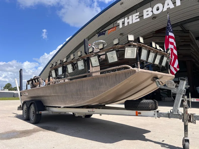 Slide: The Image of Gator-Tail 20x60 2014 - 5