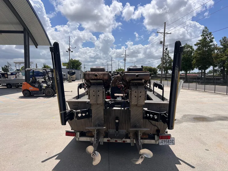 Slide: The Image of Gator-Tail 20x60 2014 - 6