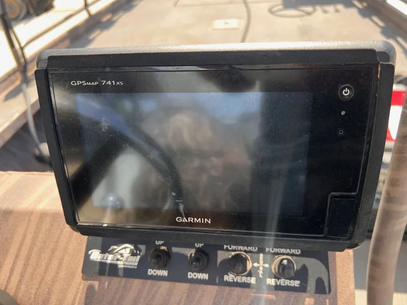 Slide: The Image of Gator-Tail 20x60 2014 - 9