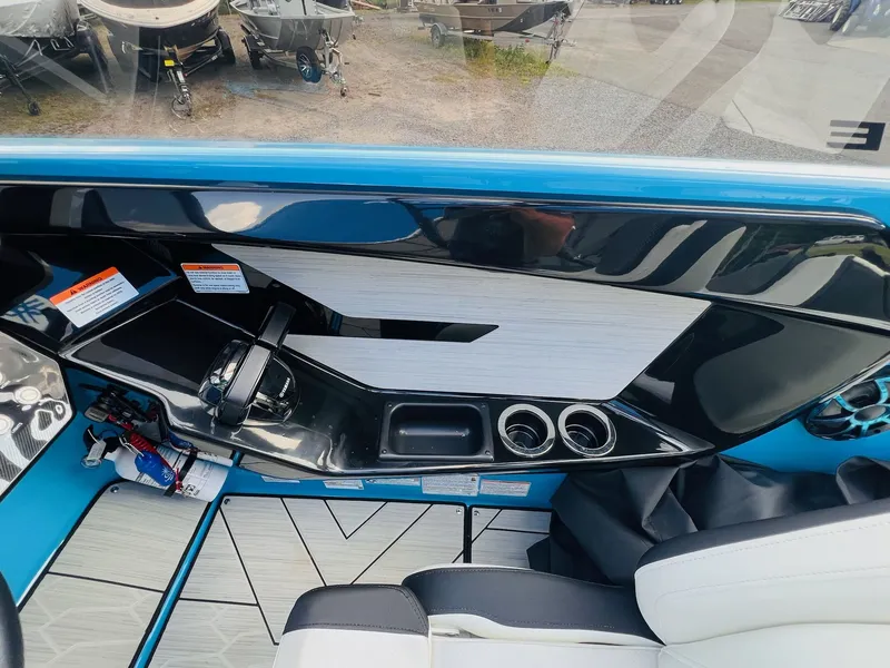 Slide: The Image of Yamaha 222XD 2023 - 40