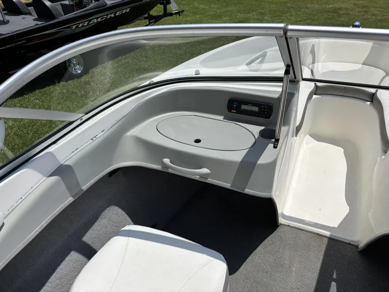 Slide: The Image of Bayliner 180 Bowrider 2011 - 12