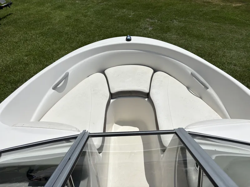 Slide: The Image of Bayliner 180 Bowrider 2011 - 13