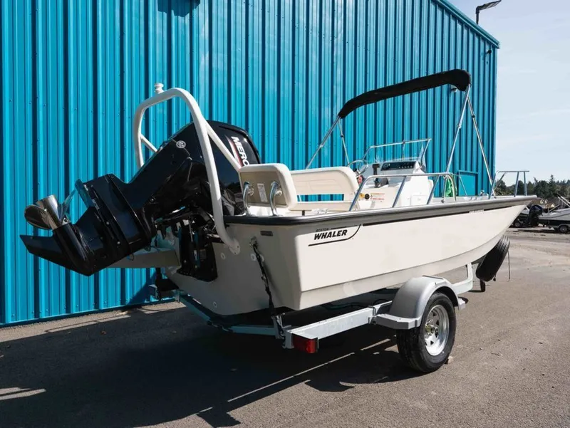 Slide: The Image of Boston Whaler 170 Montauk 2025 - 3