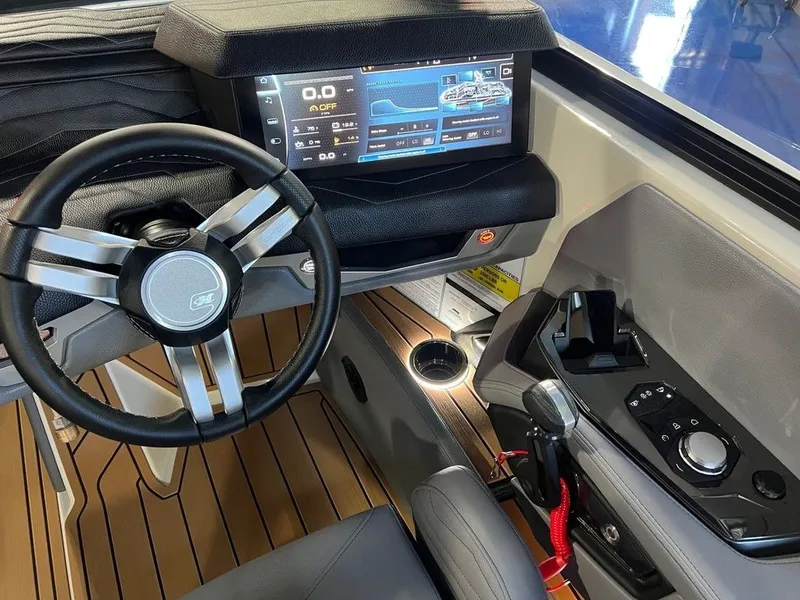 Slide: The Image of Nautique Super Air Nautique G23 2026 - 13