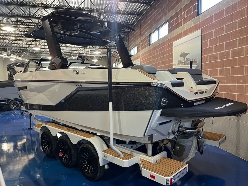 Slide: The Image of Nautique Super Air Nautique G23 2026 - 3