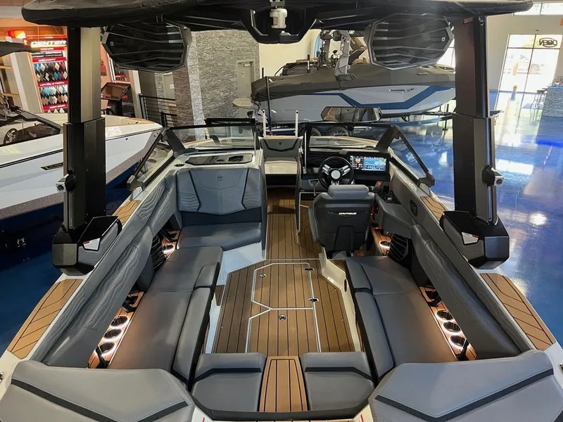 Slide: The Image of Nautique Super Air Nautique G23 2026 - 5