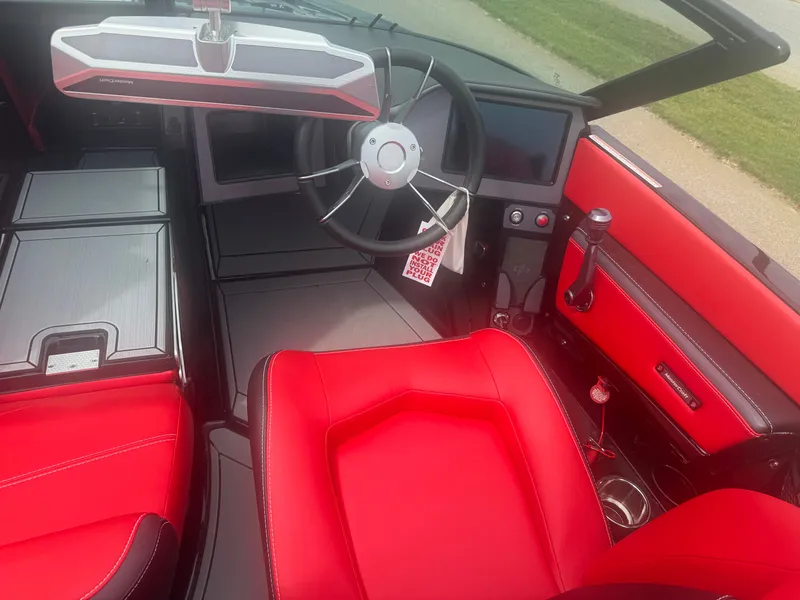 Slide: The Image of MasterCraft ProStar 2024 - 10