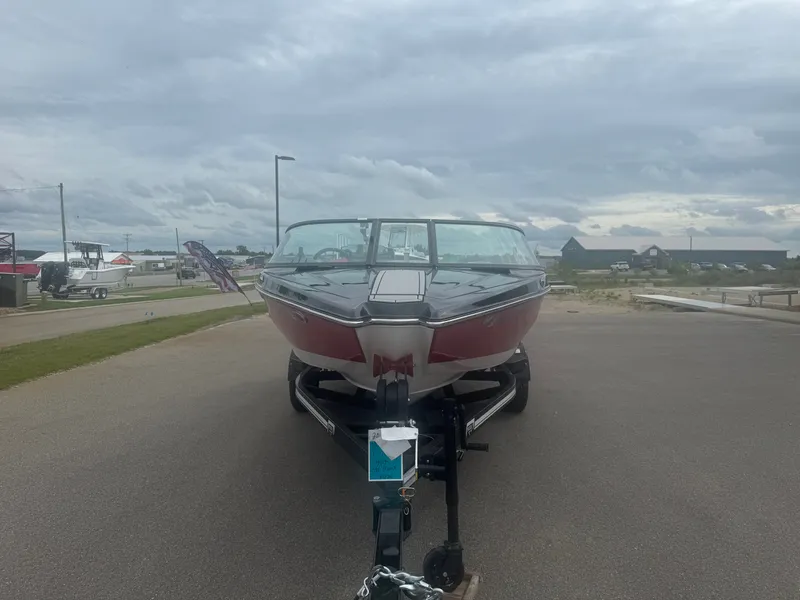 Slide: The Image of MasterCraft ProStar 2024 - 3