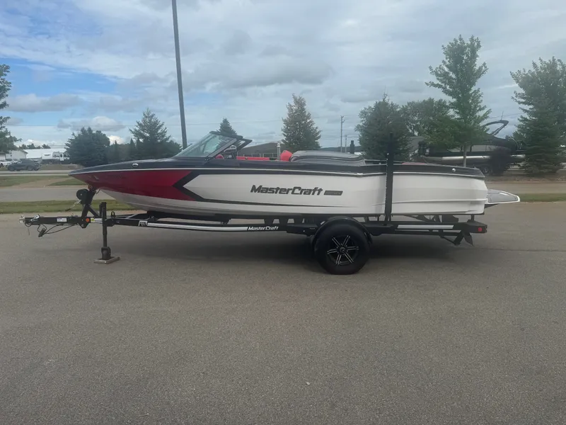 Slide: The Image of MasterCraft ProStar 2024 - 5