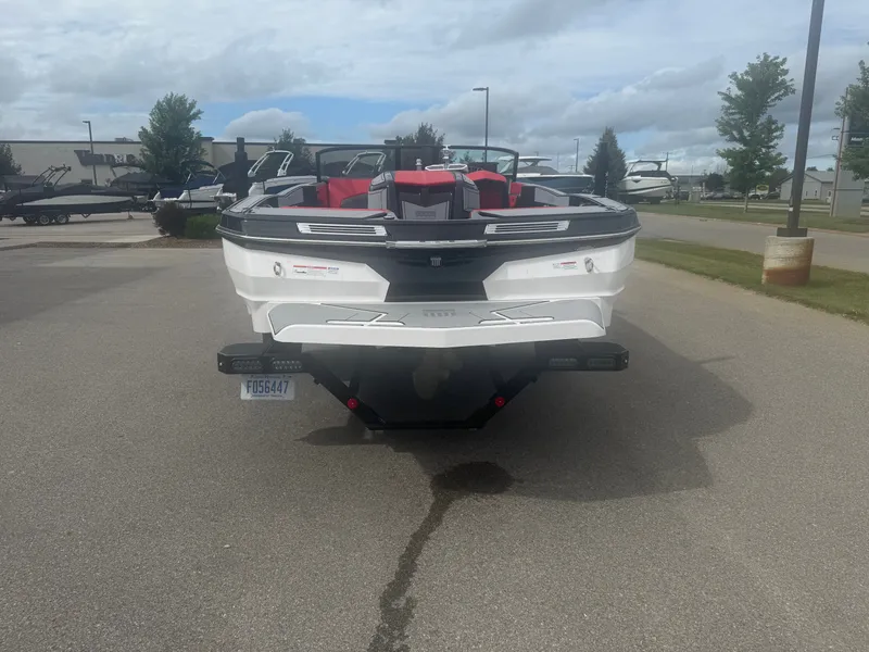 Slide: The Image of MasterCraft ProStar 2024 - 6