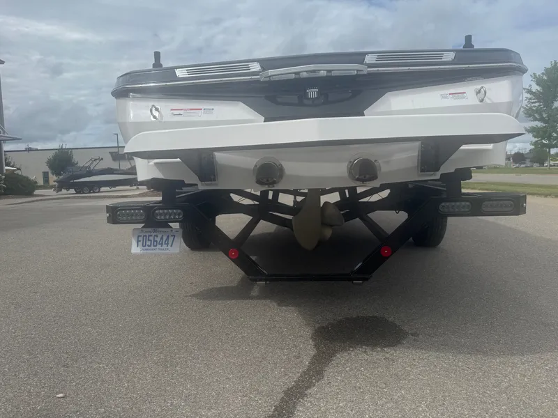 Slide: The Image of MasterCraft ProStar 2024 - 7