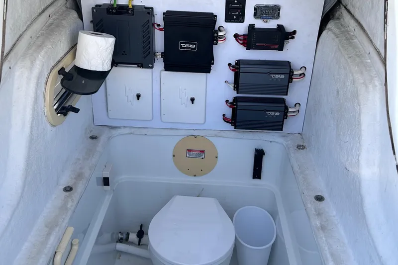 Slide: The Image of 2002 Baja 340 Islander Outboard with twin Mercury 350R engines, rear view. - 6