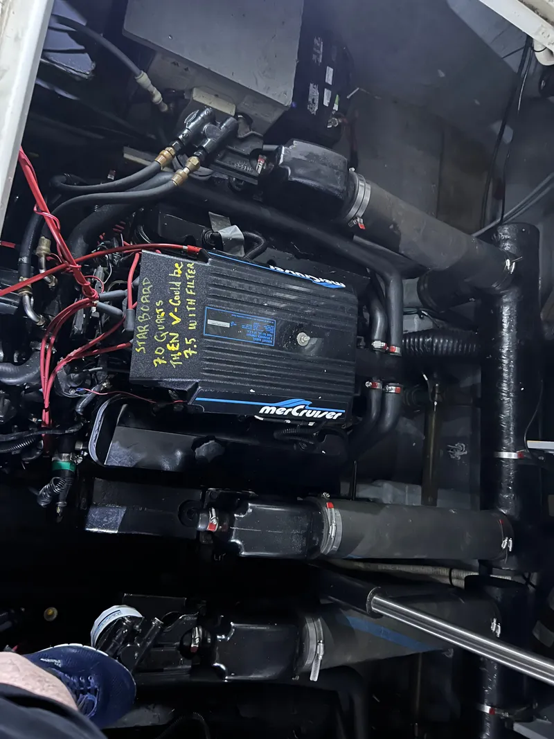 Slide: The Image of Sea Ray Sundancer 330 1995 - 12