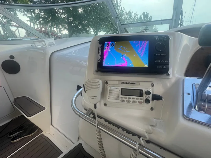 Slide: The Image of Sea Ray Sundancer 330 1995 - 6