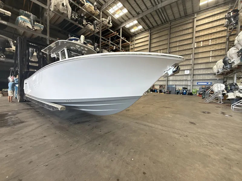 Slide: The Image of Sportsman Heritage 261 Center Console 2026 - 2