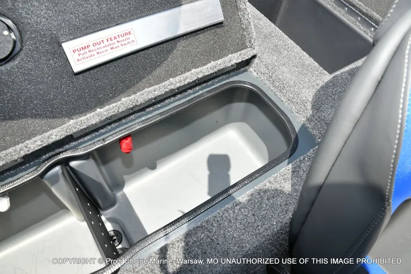 Slide: The Image of Ranger RT188 w/115HP Mercury Pro-XS 2026 - 60