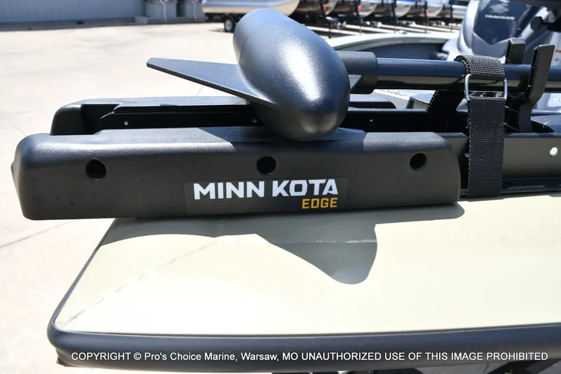 Slide: The Image of Tracker Pro Team 175 Crappie Edition 2026 - 24