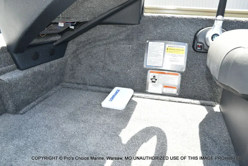 Slide: The Image of Tracker Pro Team 175 Crappie Edition 2026 - 39