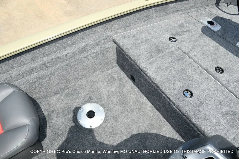 Slide: The Image of Tracker Pro Team 175 Crappie Edition 2026 - 41