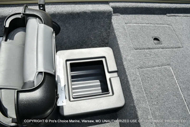 Slide: The Image of Tracker Pro Team 175 Crappie Edition 2026 - 49