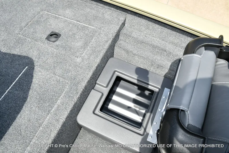 Slide: The Image of Tracker Pro Team 175 Crappie Edition 2026 - 50