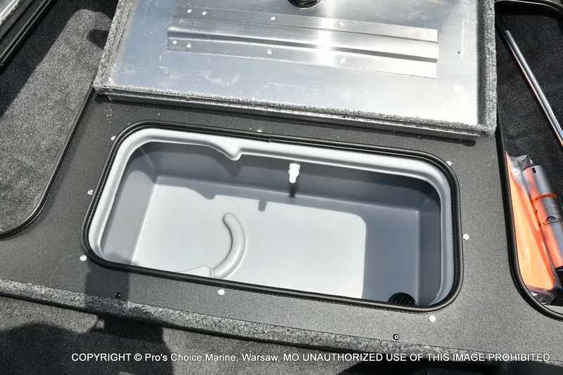 Slide: The Image of Tracker Pro Team 175 Crappie Edition 2026 - 52