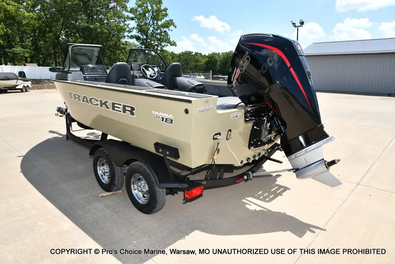 Slide: The Image of Tracker Targa V-18 WT 2026 - 18
