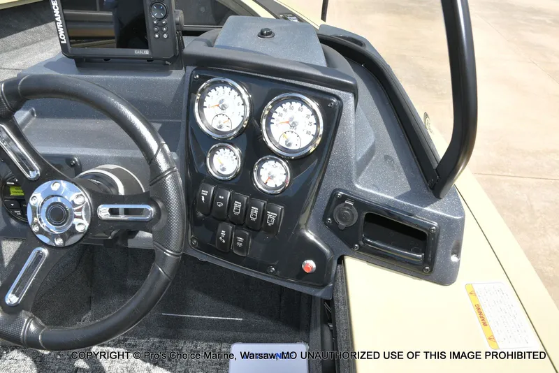 Slide: The Image of Tracker Targa V-18 WT 2026 - 38