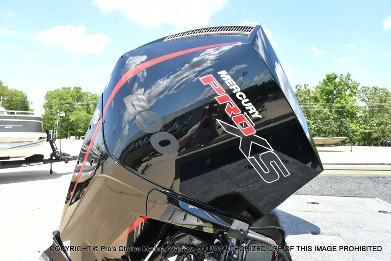 Slide: The Image of Tracker Targa V-18 WT 2026 - 4