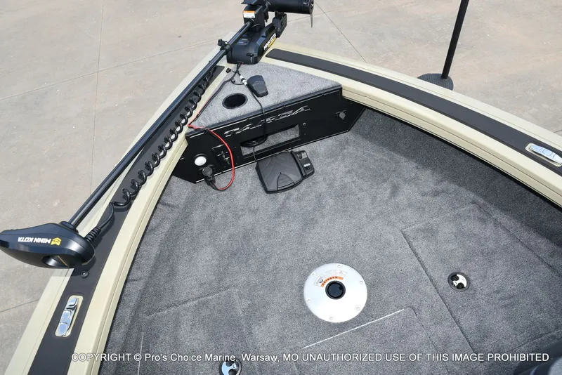 Slide: The Image of Tracker Targa V-18 WT 2026 - 55