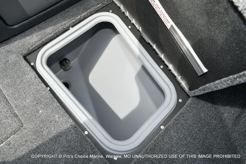 Slide: The Image of Tracker Targa V-18 WT 2026 - 59