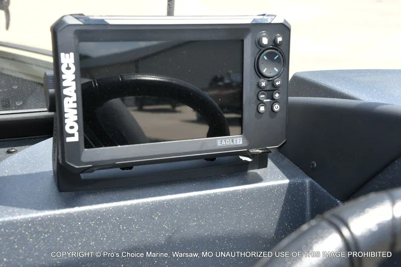 Slide: The Image of Tracker Targa V-18 WT 2026 - 6