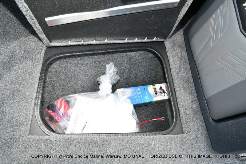 Slide: The Image of Tracker Targa V-18 WT 2026 - 62