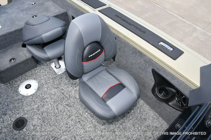 Slide: The Image of Tracker Targa V-18 WT 2026 - 66