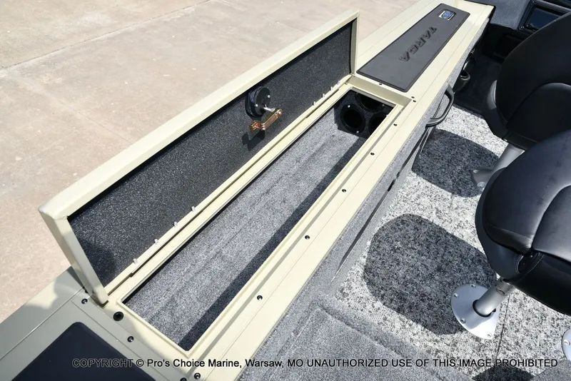 Slide: The Image of Tracker Targa V-18 WT 2026 - 85