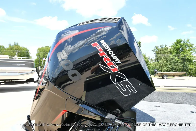 Slide: The Image of Tracker Targa V-18 WT 2026 - 96