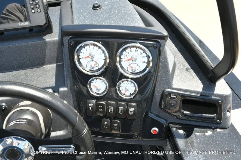 Slide: The Image of Tracker Targa V-19 Walk-Thru w/225HP Pro-XS 2026 - 38