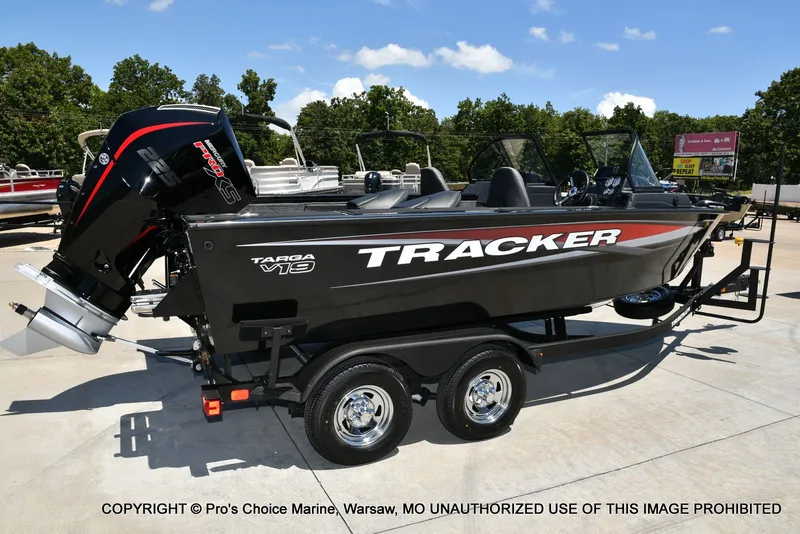 Slide: The Image of Tracker Targa V-19 Walk-Thru w/225HP Pro-XS 2026 - 90